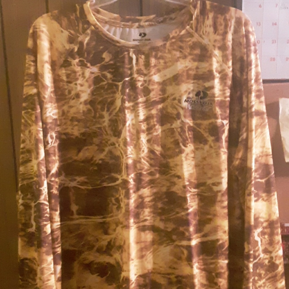 Mossy Oak Shirt